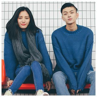 Simpair Lantern-Sleeve Couple Sweater