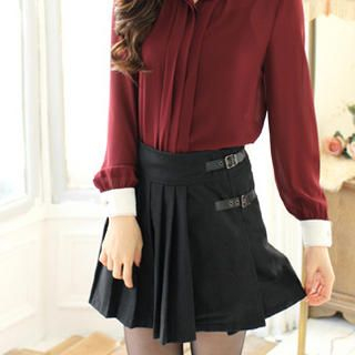 Tokyo Fashion Buckled Pleated Skirt