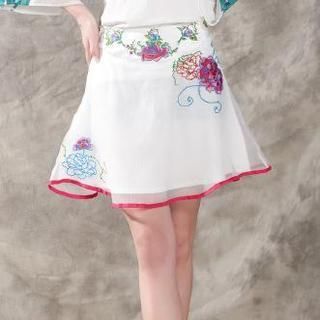 Sayumi Floral Embroidered Skirt
