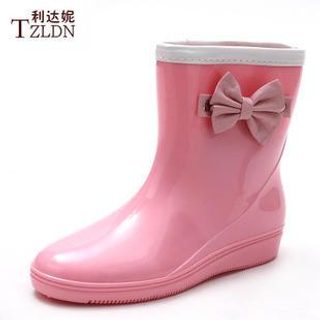 Rivari Bow Accent Short Rain Boots