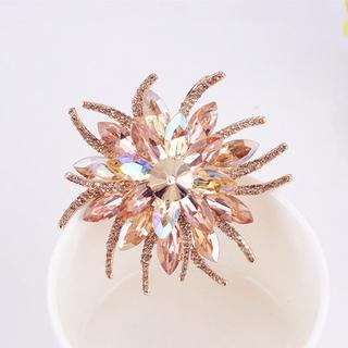 Best Jewellery Gemstone Flower Brooch