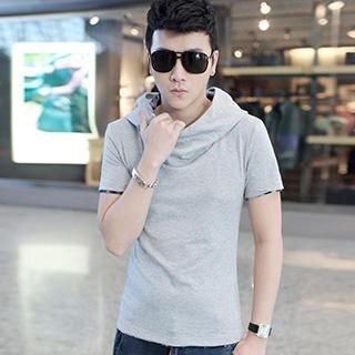 Besto Short-Sleeve Hooded T-Shirt