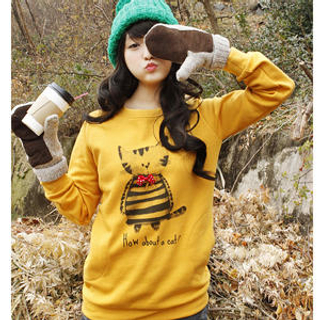 Cat-Print Pullover