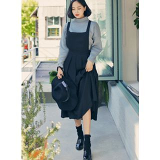 HOTPING Pleated-Hem Suspender Dress