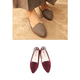 STYLEBYYAM Fleece Lined Pointy-Toe Flats