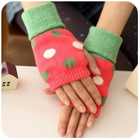 Dotted Fingerless Mittens от YesStyle.com INT Dotted Fingerless Mittens от YesStyle.com INT