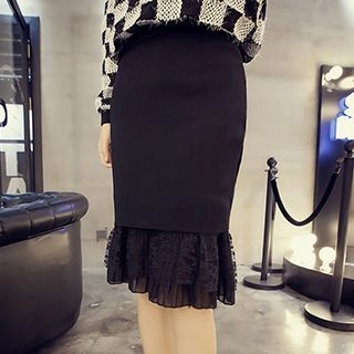 Fancy Show Ruffled Knit Skirt