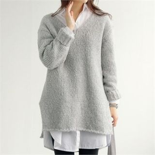 YOOM V-Neck Slit-Hem Sweater
