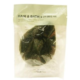 The Face Shop Daily Beauty Tools Hair & Bath Charcoal Konjac Puff 1pc