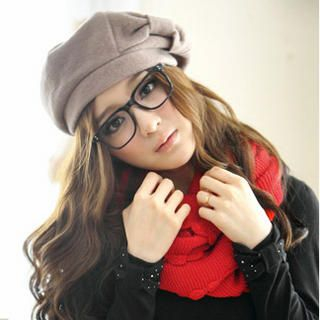 Scalloped-Trim Circle Scarf