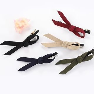 Seoul Young Bow-Accent Hair Clip