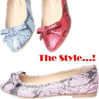 Via Spiga Neda Women's Snakeskin Pumps | Overstock.com
