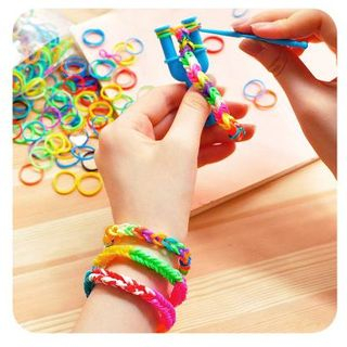 Momoi DIY Rubber Band Bracelet