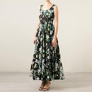 Neeya Floral Sleeveless Maxi Dress