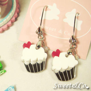 Sweet & Co. Mini White Cupcake Crystal Silver Earrings