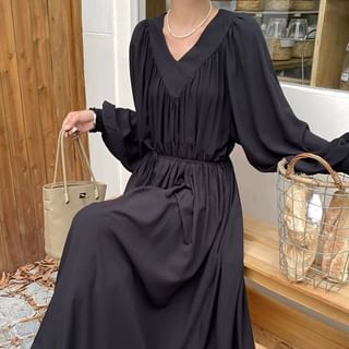 Long Sleeve V-Neck Plain Gathered Tie-Waist Maxi A-Line Dress