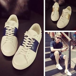 JUN.LEE Studded Color-Block Sneakers