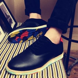 Chariot Lace-Up Oxfords