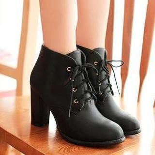 Pangmama Lace-Up Ankle Boots