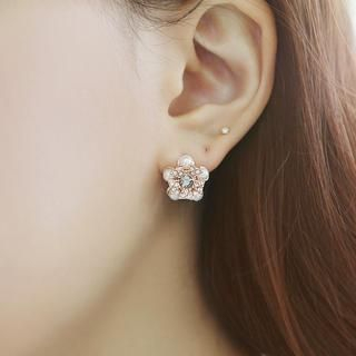soo n soo Beads & Cubic Flower Earrings