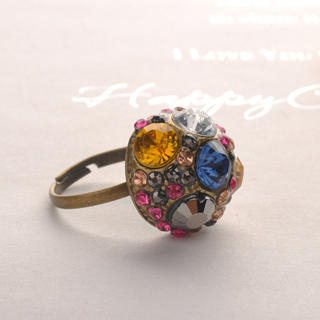 Fit-to-Kill Colorful Diamond Ring One Size