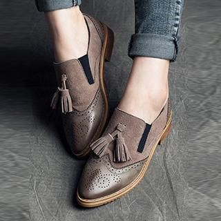 MIAOLV Tasseled Pointy Loafers