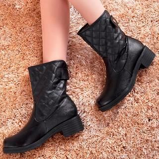 YIYA Quilted Short Boots