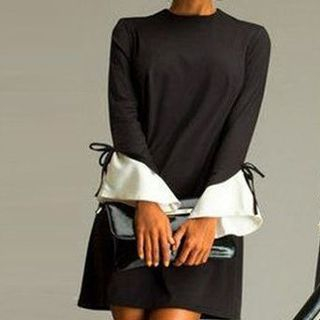 Onayaya Long-Sleeve Contrast-Trim Dress