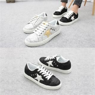 SHOES ROOM Star-Applique Sneakers