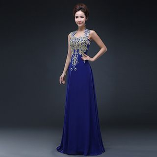 Efon Embellished Sleeveless Evening Gown