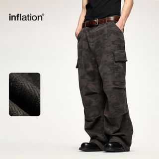 Black-Camouflage Wide-Leg Cargo Pants