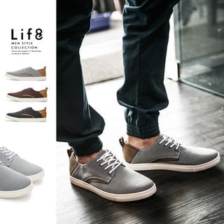 Life 8 Lace-up Casual Shoes