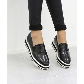 DANI LOVE Patent Wing-Tip Loafers