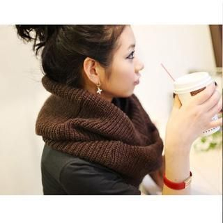 Carolle 8 Circle Scarf