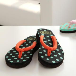 Dotted Thong Sandals Black and Pink - One Size