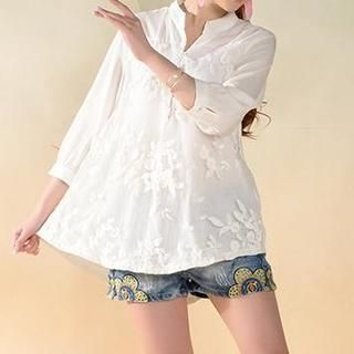 Sayumi Long-Sleeve Embroidered Blouse