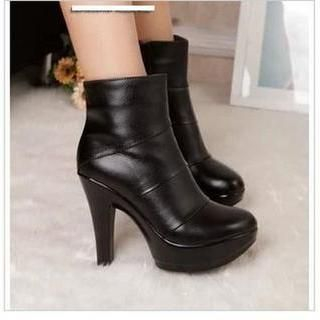 Hannah Genuine Leather Platform Ankle Boots