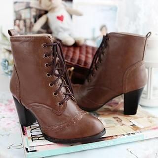 Sidewalk Lace-Up Chunky Heel Short Boots