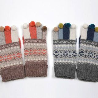 chuu Pompom Patterned Knit Gloves