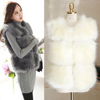 the ebbm Faux-Fur Vest