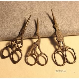 Paper House Vintage Scissors