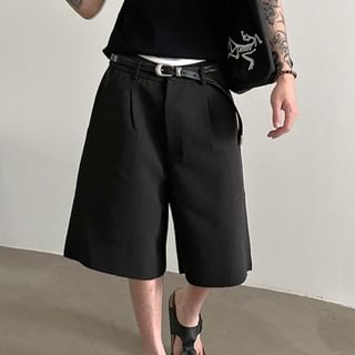 Mid Rise Plain Fray Shorts