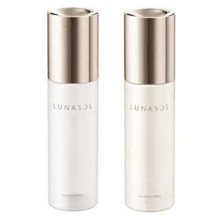 Kanebo - Lunasol Oil In Solution I Moisturizing Moist Type - 180ml