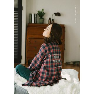 GOROKE Lettering Back Plaid Long Shirt