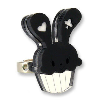 Sweet & Co. Sweet Black Bunny Cupcake of Heart Silver Ring