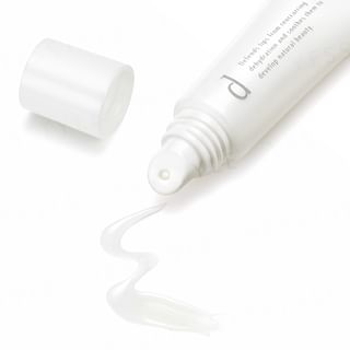 Shiseido - D Program Lip Moist Essence N 10G
