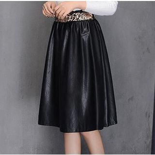 Oaksa Faux Leather A-Line Skirt