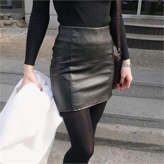 LIPHOP Faux-Leather Miniskirt