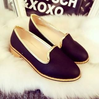 Chryse Flat Pumps