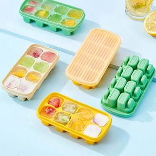 Plastic Ice Cube Tray